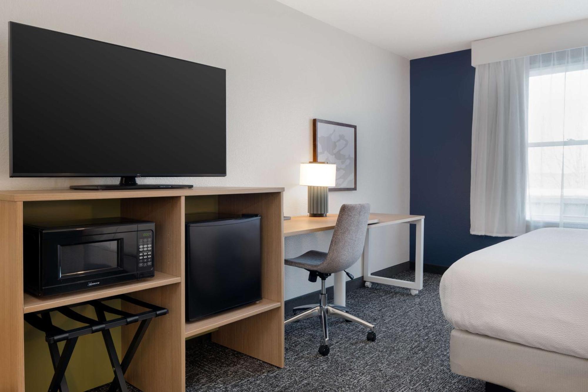 Spark By Hilton Hotel
