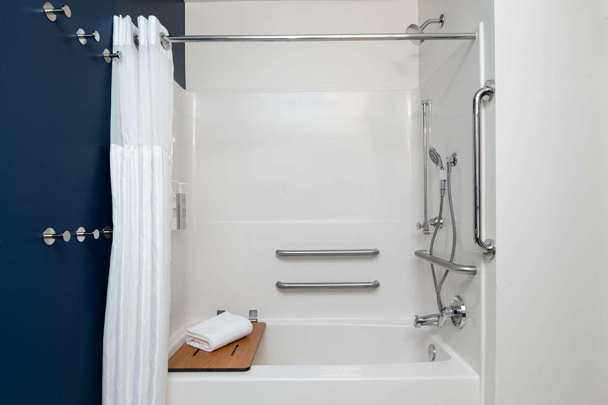 Hotel Spark By Hilton 3*